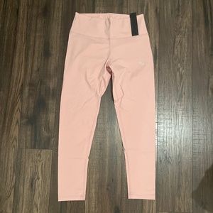 Vanquish Leggings